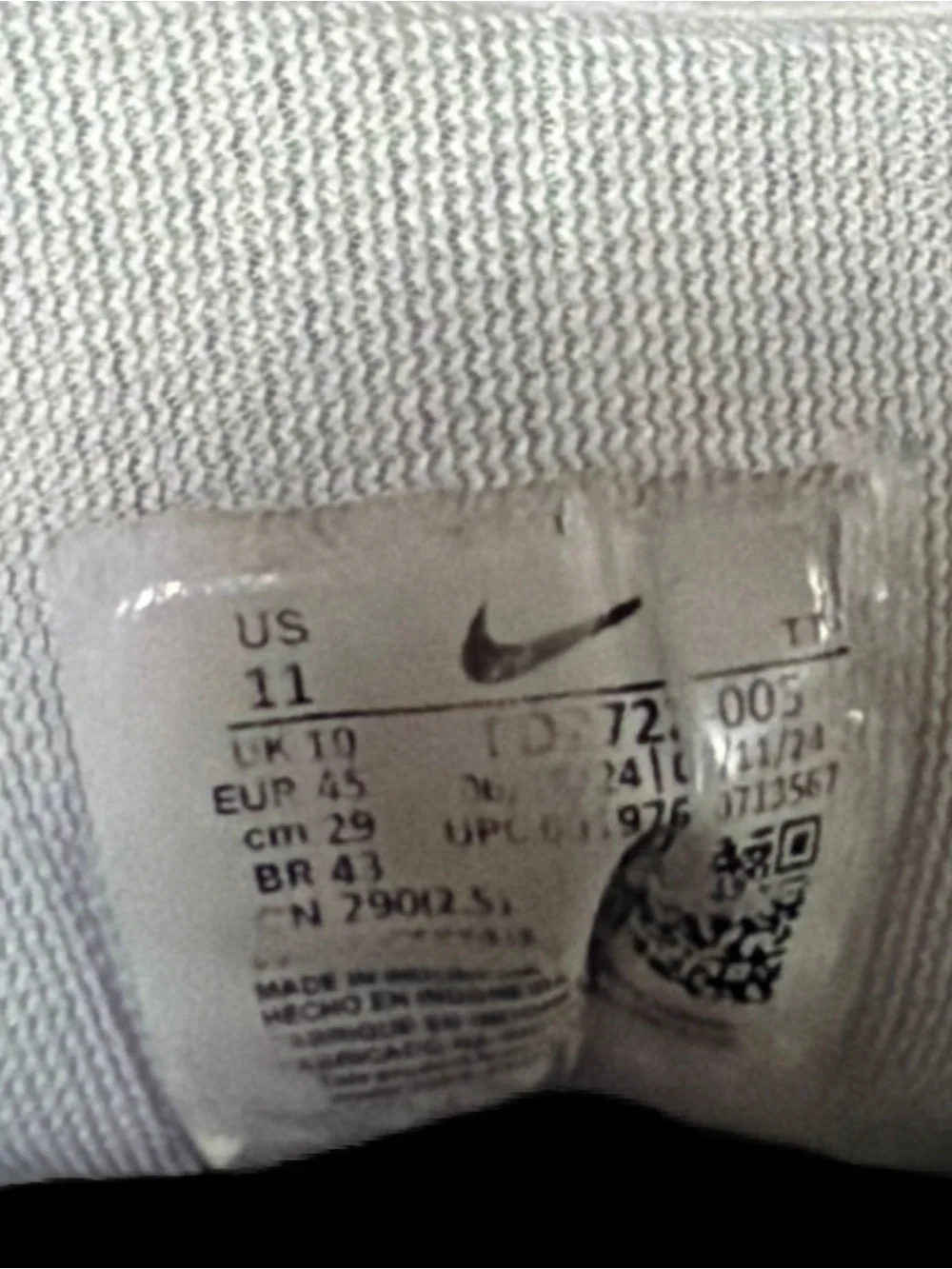 Nike Air Pegasus 42 Men’s White, Gray & Black Runners size 11 GUC